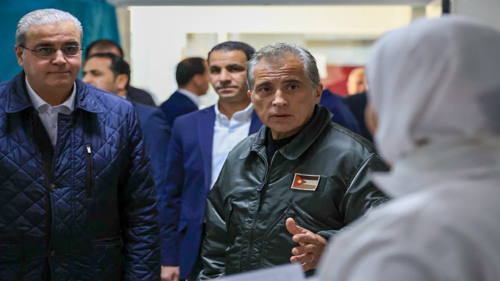 رئيس الوزراء يوجه برفع مستوى خدمات مركز صحي المفرق الأولي