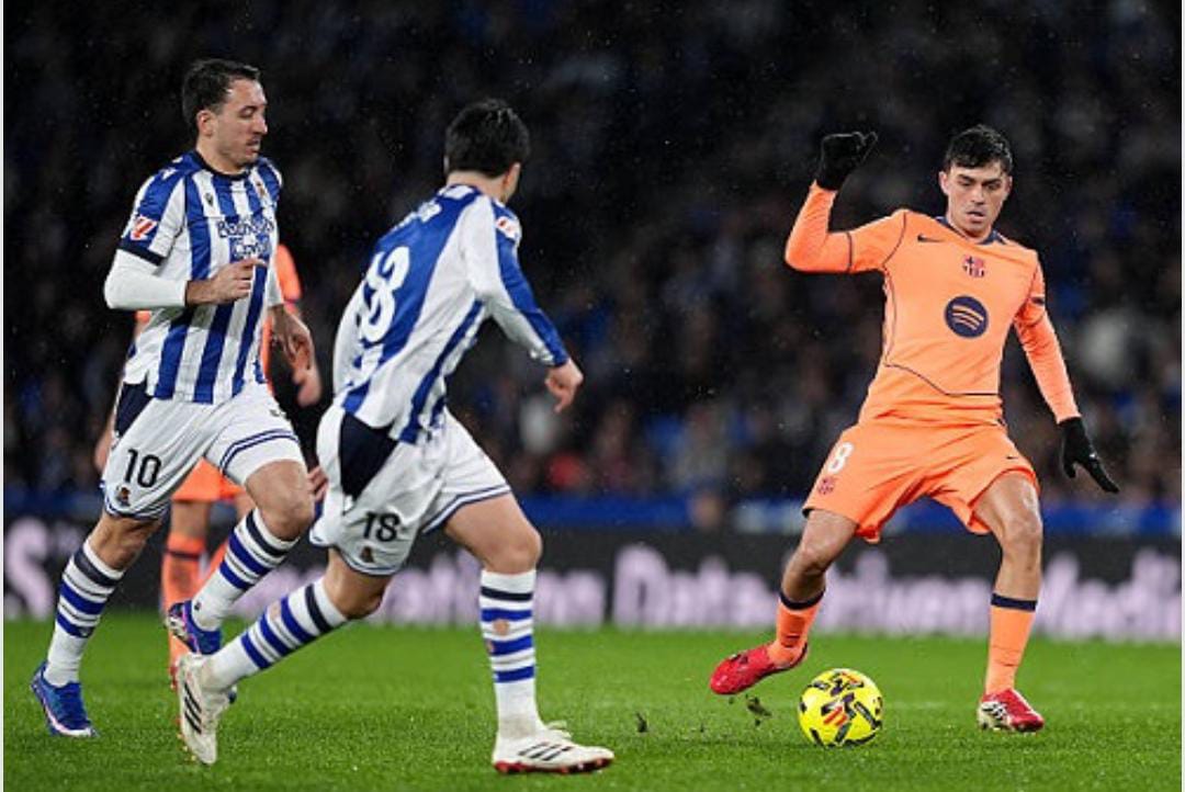 سوسيداد ينتصر على برشلونة بهدفين بعد تعادل راشفورد