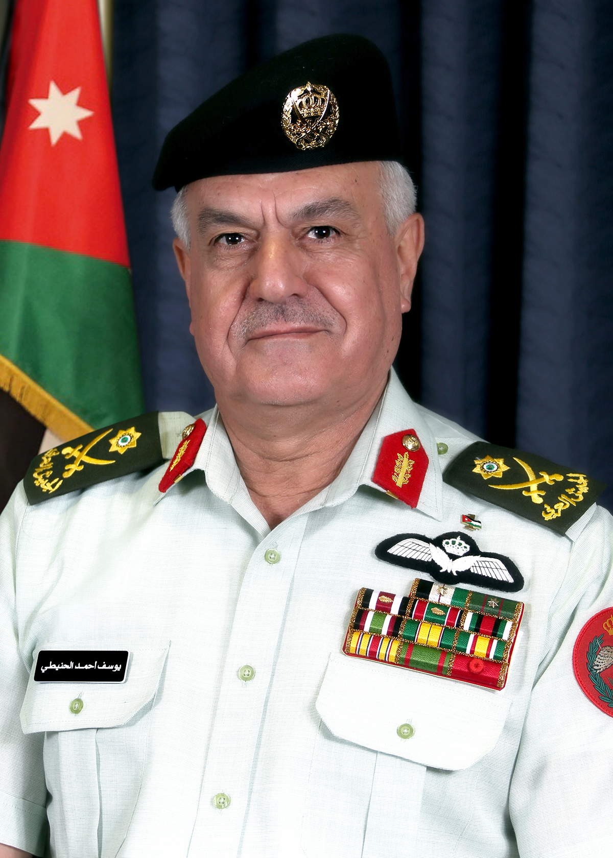 اللواء الركن الحنيطي يلتقي القائد العام للقوات المسلحة العربية الليبية