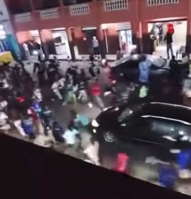 آلاف الموريتانيين يحتفلون في نواذيبو بتتويج السنغال بكأس الأمم 2025