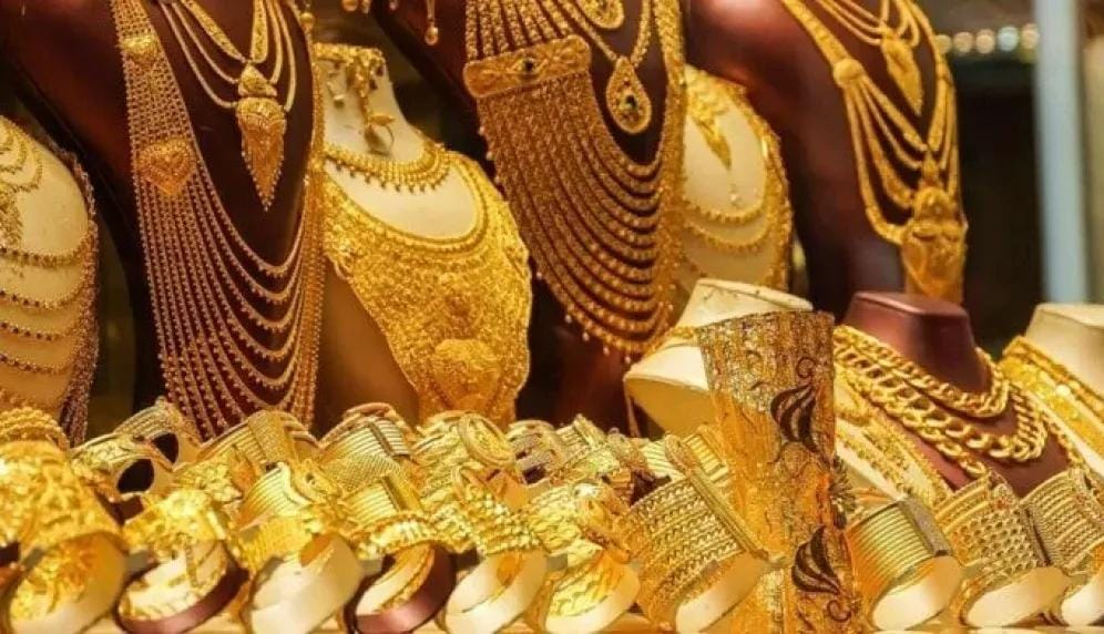 انخفاض سعر بيع غرام الذهب عيار 21 محليا 20 قرشا