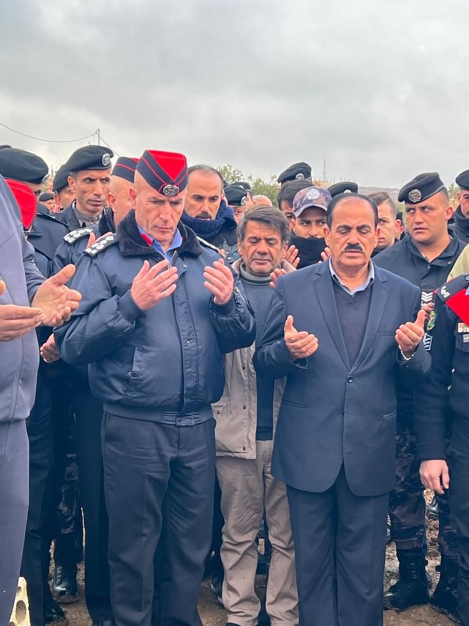 الأمن العام يشارك في تشييع جثمان اللواء المتقاعد إبراهيم الصرايرة