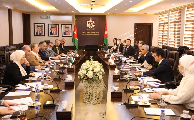 الأردن واليابان يعقدان الاجتماع الثامن للحوار الاقتصادي ويبحثان آفاق التعاون التنموي
