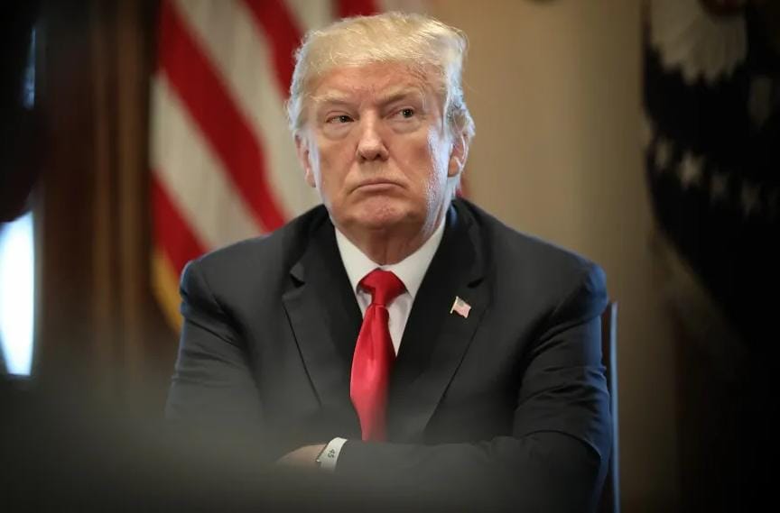 دونالد ترامب يعلن تصعيدًا جديدًا ضد مهربي المخدرات من البر