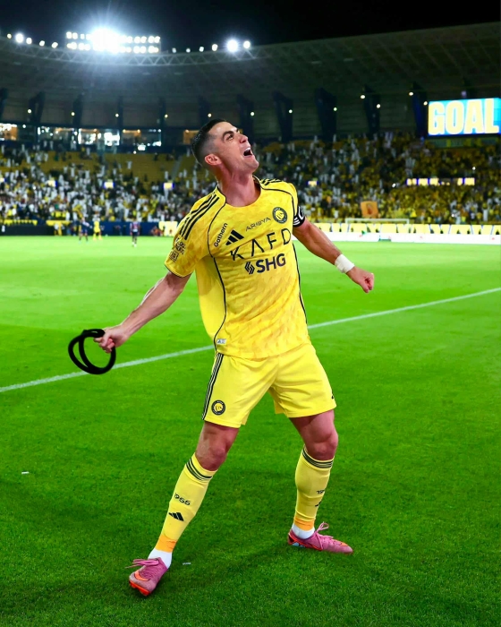 أرقام “الأسطورة” كريستيانو رونالدو هذا الموسم: 25 مباراة و25 مساهمة