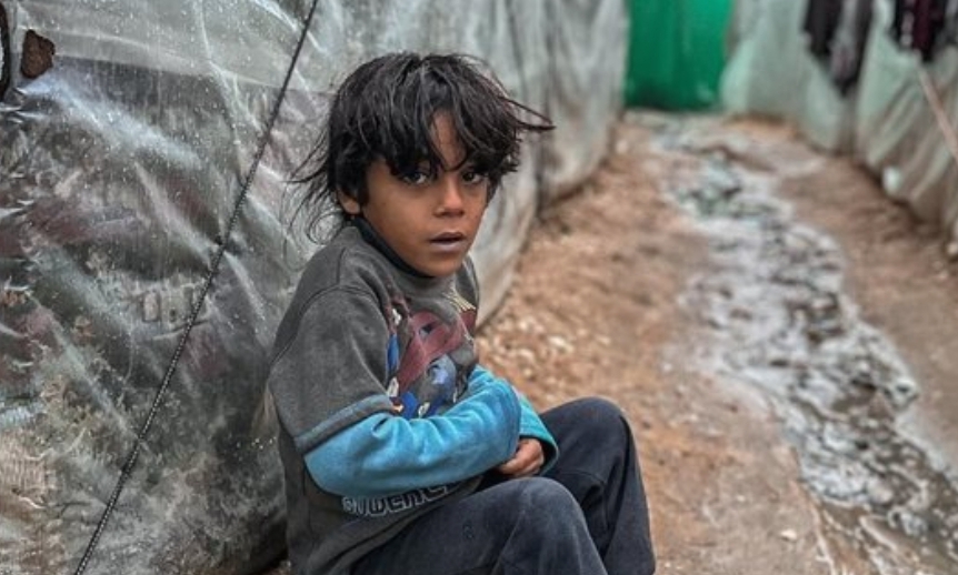 “أوتشا” يدعو لإمداد غزة بالوقود لشدة البرد واستمرار وفيات الأطفال