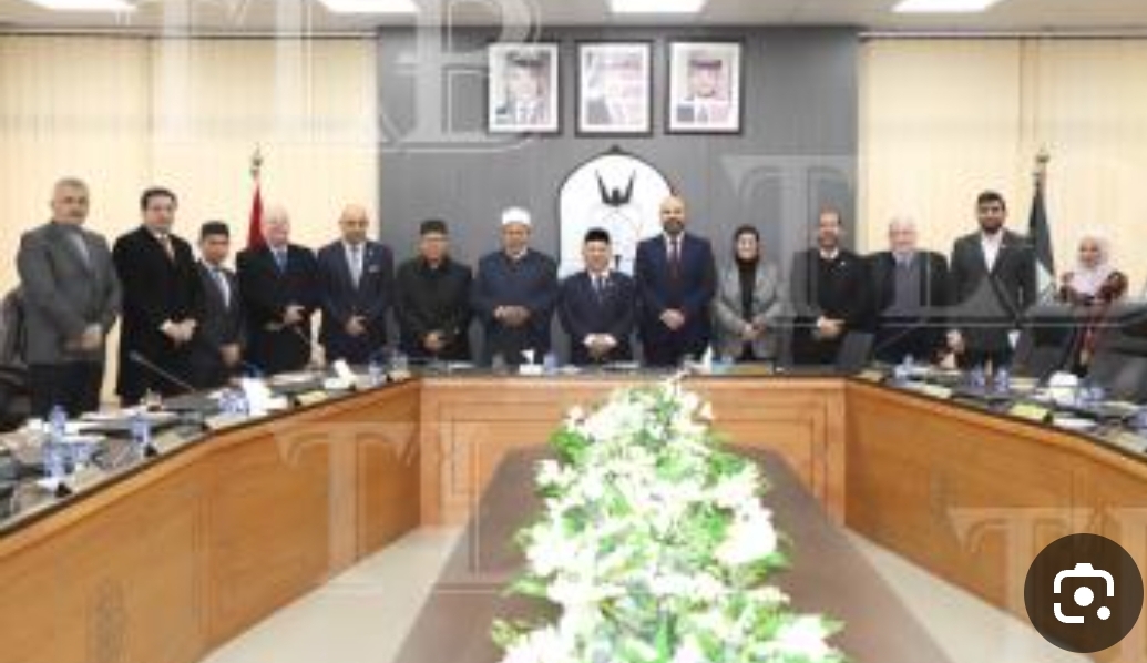 توقيع مذكرة تفاهم بين اليرموك والسلطان الشريف علي في بروناي