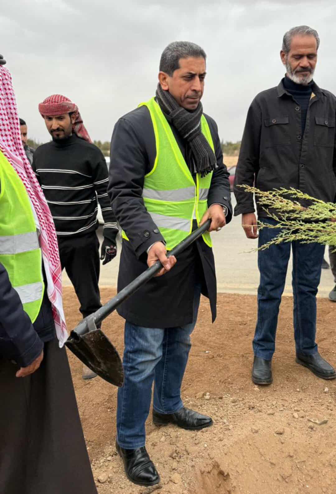 المتصرف النويقة يرعى احتفالاً بعيد الشجرة في الحسينية...صور