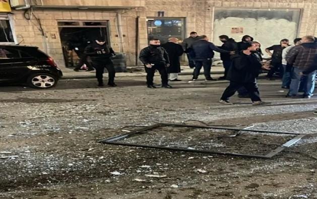 4 اصابات بحريق في محل تجاري بعمّان