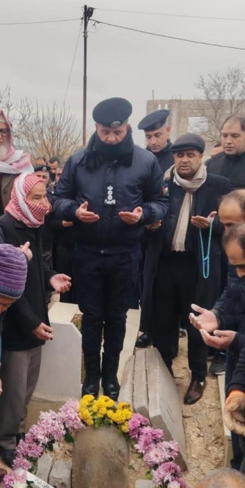 الخطاطبة يعزي  احمد اسماعيل الغوانمة بوفاة والده