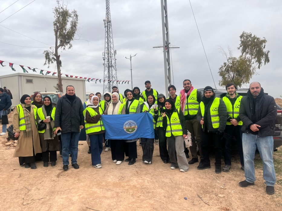 جامعة الزرقاء تشارك في إحياء متنزه الرصيفة الوطني ضمن حملة رقعة خضراء