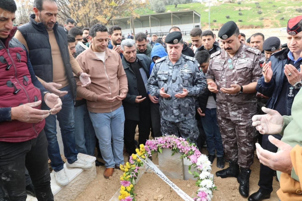 الأمن العام يُشيع جثمان الوكيل  نور الدين القرعان