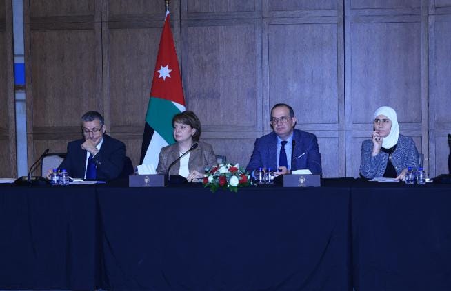 رئاسة الوزراء تعقد جلسة حول الذكاء الاصطناعي في تطوير الإدارة الحكومية العربية