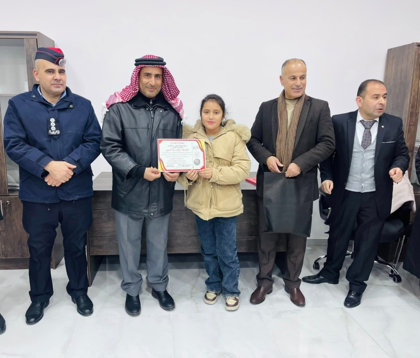 لواء المعراض : تخريج الأطفال المشاركين في ورشة الرسم التشكيلي