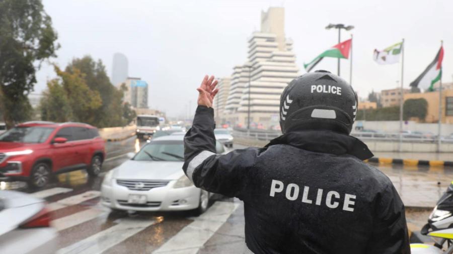 الأمن العام يدعو المواطنين للتخطيط لرحلاتهم الصباحية مع بدء دوام المدارس