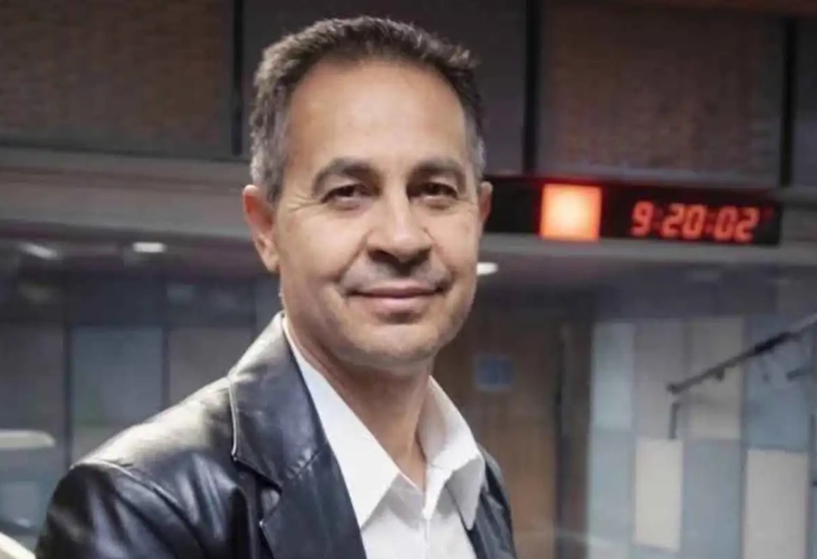 وزير الاتصال الحكومي ينعى الإعلامي خالد القرعان