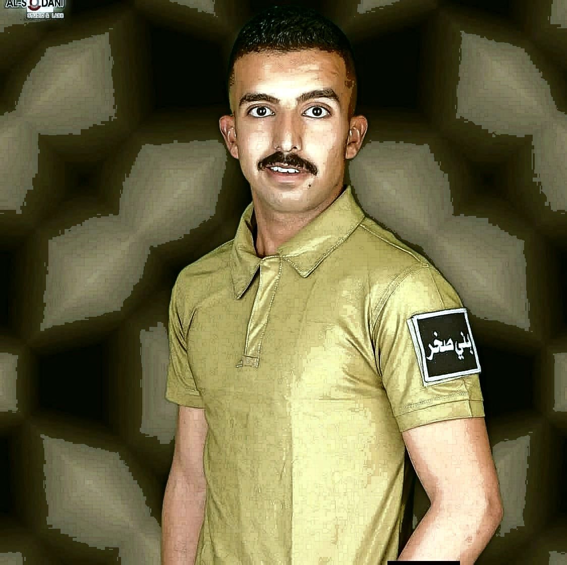 والد المرحوم محمد نهاد السبيله يتبرع بقرنيات نجله لوجه الله تعالى