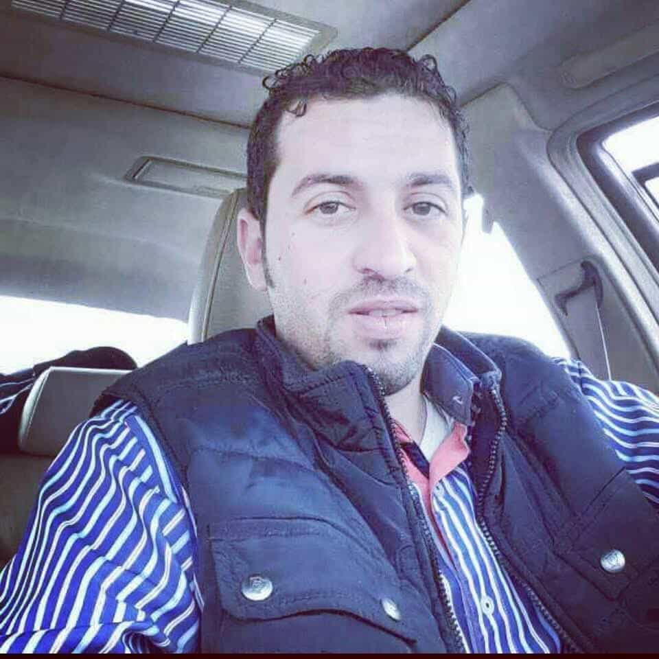 المحامي سليمان القرعان وأبناؤه يعزون عشيرة الغويريين