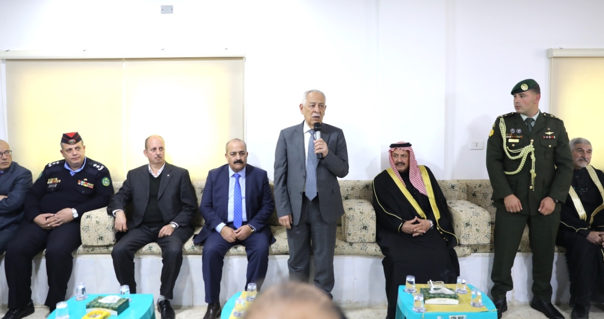 مندوبا عن الملك وولي العهد...العيسوي يعزي عشيرة القرعان...صور