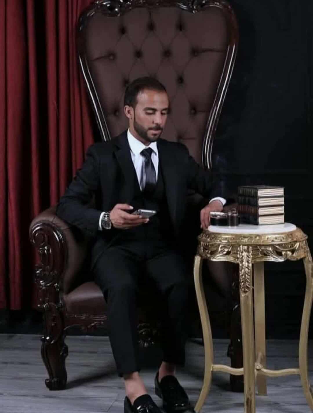 سيف الشرفات ينال بكالوريوس التاريخ من جامعة آل البيت