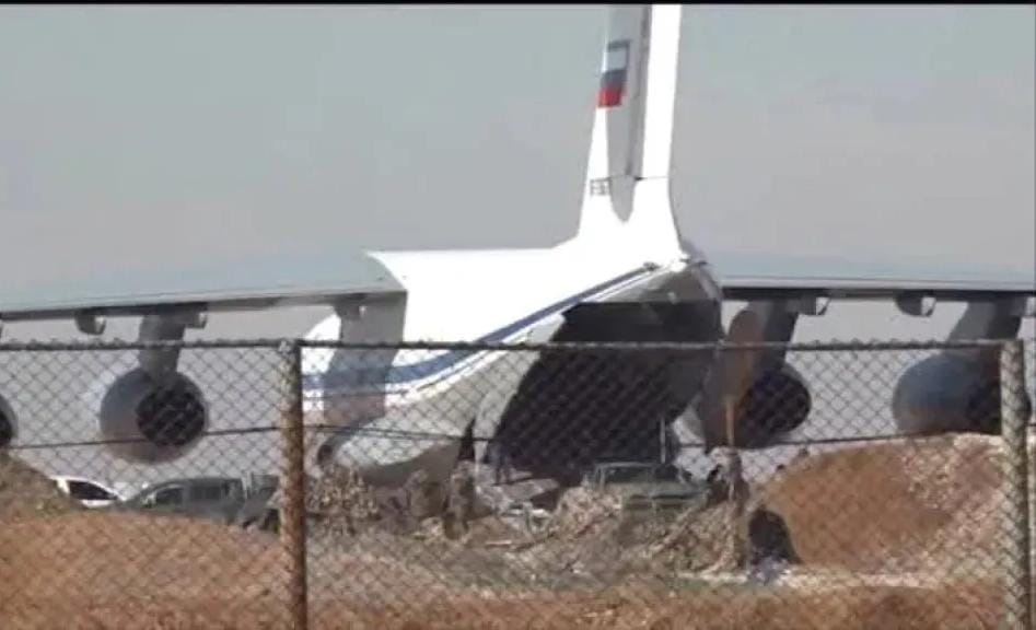 عاجل: روسيا تبدأ إخلاء قاعدة مطار القامشلي ونقل معداتها إلى حميميم