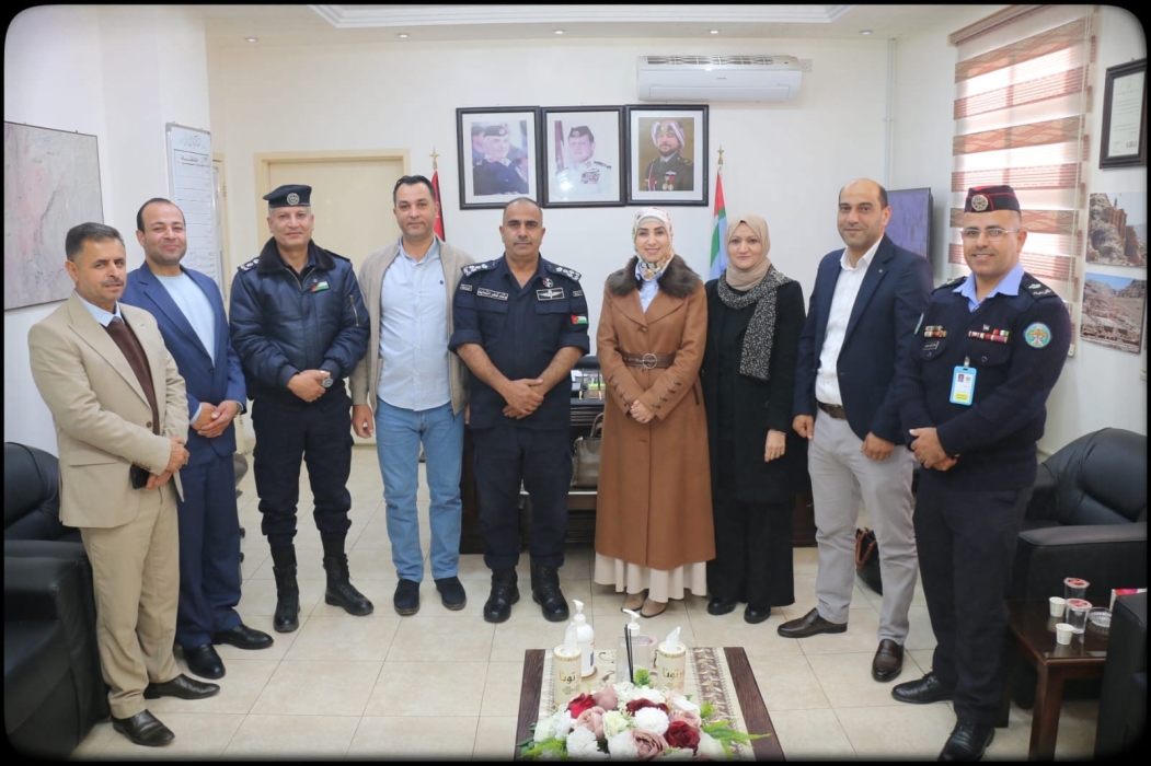 السلامين تُكرّم الجهات الأمنية لجهودهم في إنجاح تكميلية التوجيهي في تربية البترا