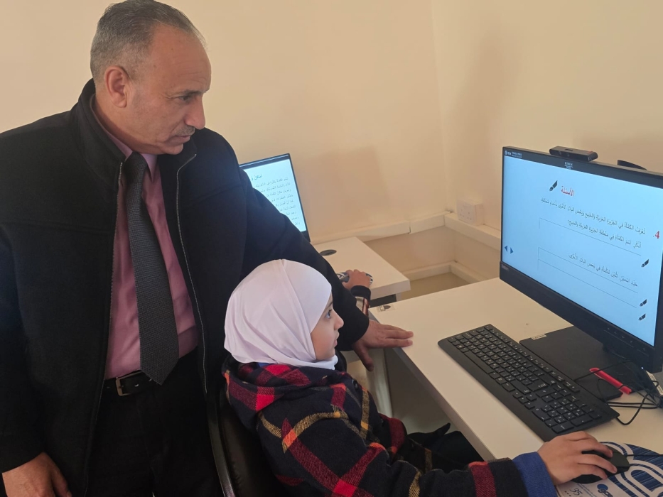 العقيل يتفقد مدارس منطقة الجبل