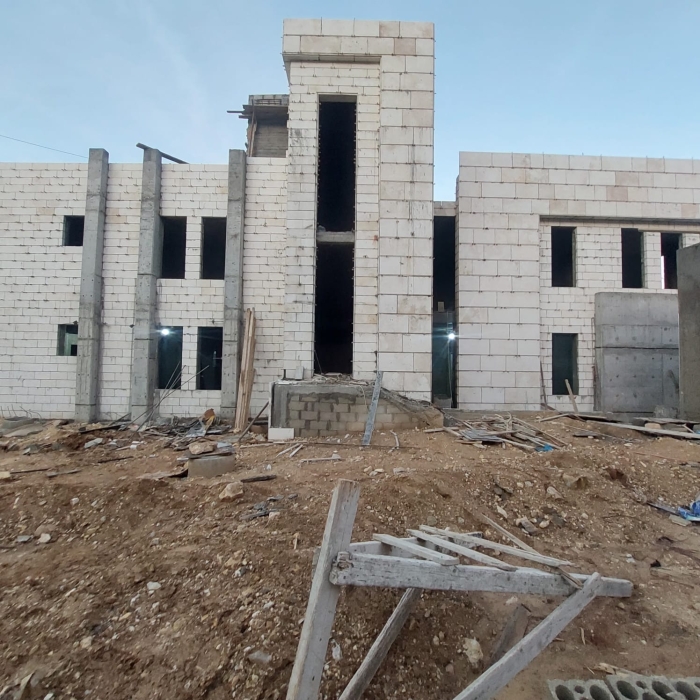 إنجاز 80 بالمئة من مبنى مديرية زراعة الطفيلة