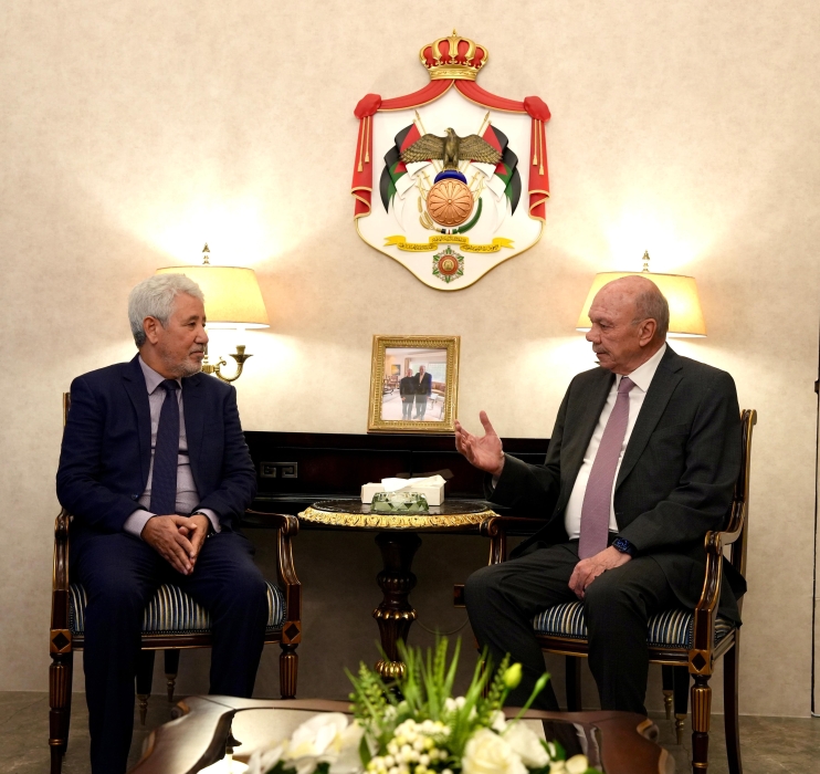 الفايز يؤكد متانة العلاقات الأردنية المغربية ويثمن افتتاح معرض الصناعات التقليدية في عمّان