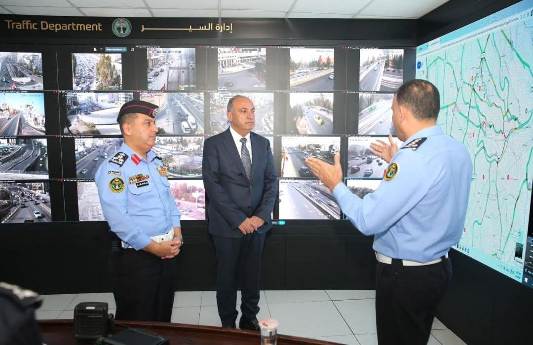الشواربة يزور إدارة السير ويبحث تعزيز التعاون لتطوير السلامة المرورية في عمّان