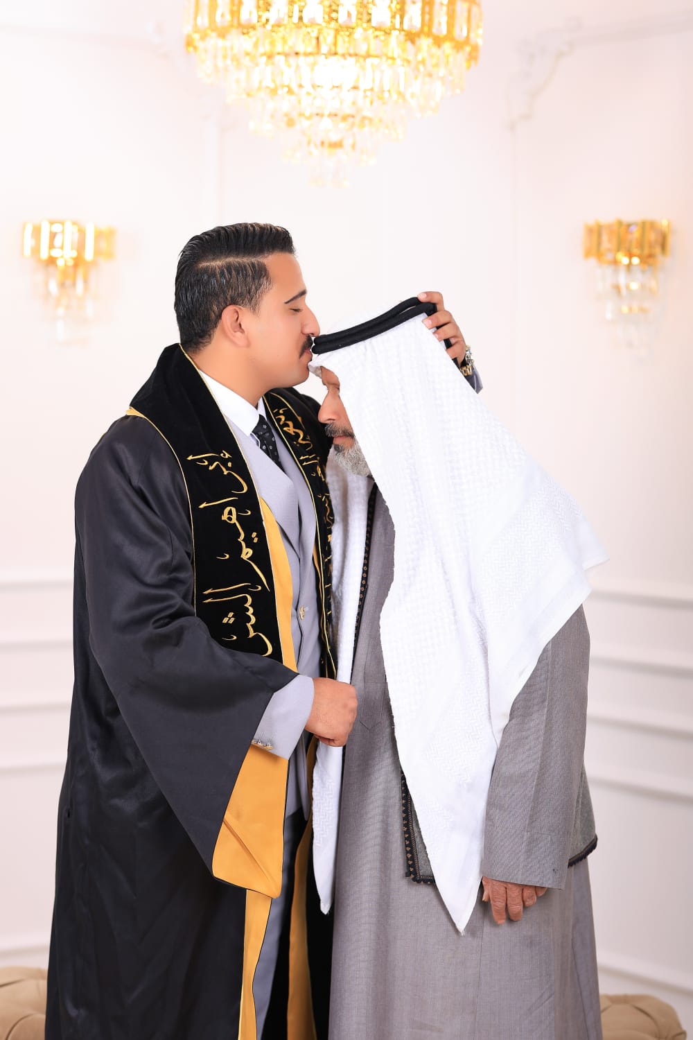 عائلة أحمد الشرعة تهنئ إبراهيم أحمد الشرعة بمناسبة تخرجه من جامعة الحسين بن طلال