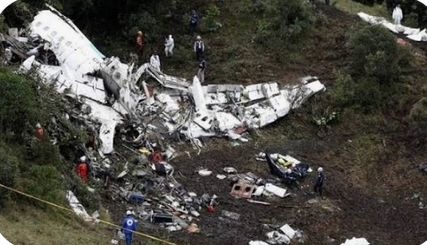 مصرع 15 شخصا بينهم نائب بتحطم طائرة في كولومبيا