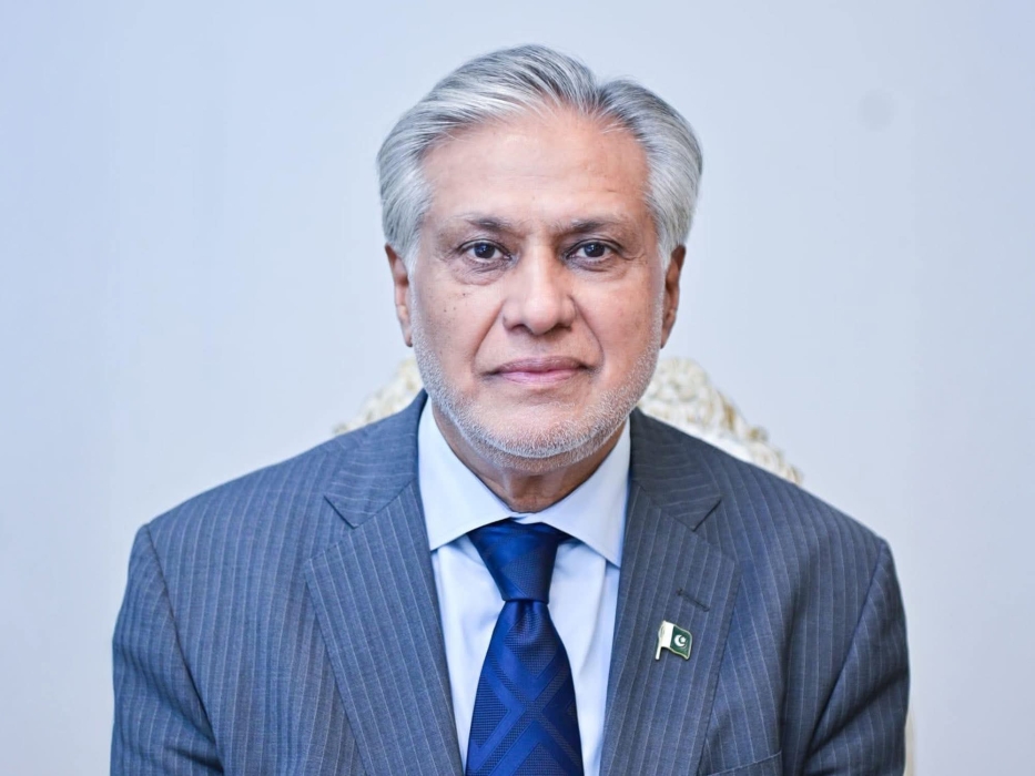 وزير الخارجية الباكستاني يبحث هاتفيا مع نظيره الإيراني تطورات الأوضاع الإقليمية