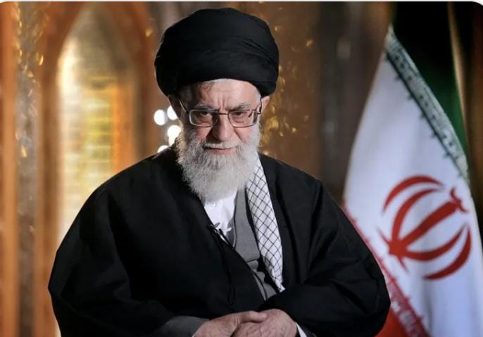 خامنئي رفض مبادرة روسية من 3 نقاط لتفادي سقوط النظام