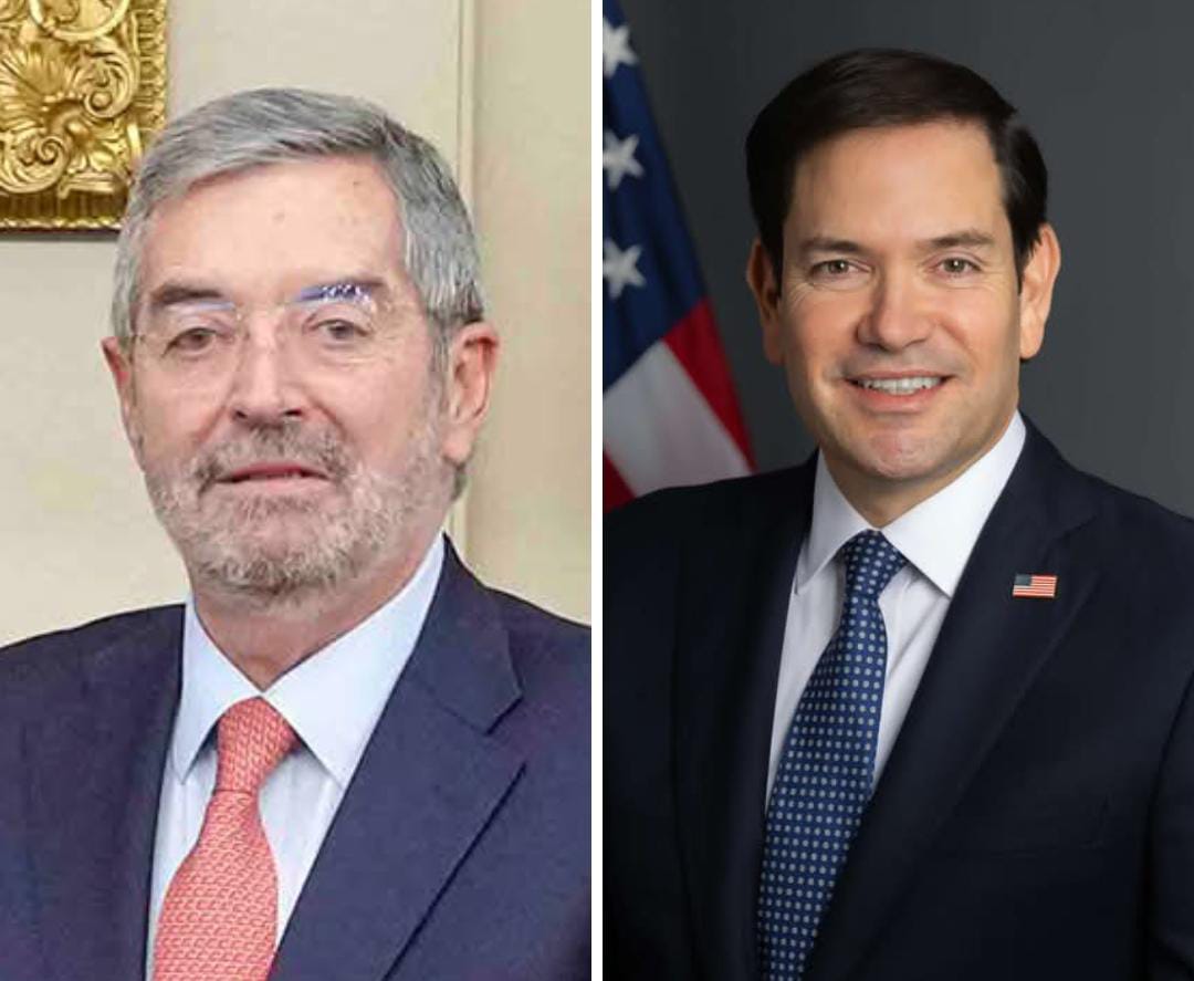 وزير الخارجية الأمريكي يناقش مع نظيره المكسيكي تعزيز التعاون المشترك