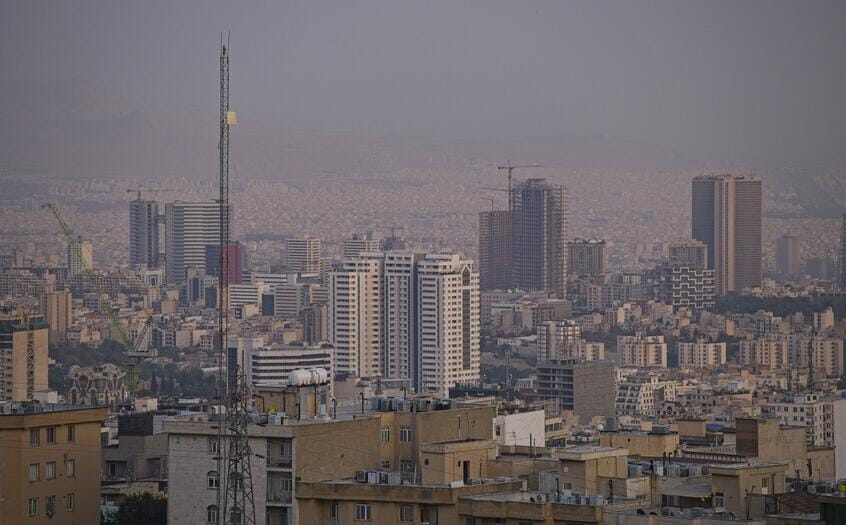 إيران تحشد الملايين: 2.5 مليون شخص يتحصنون في ملاجئ مع تصاعد التوتر الإقليمي