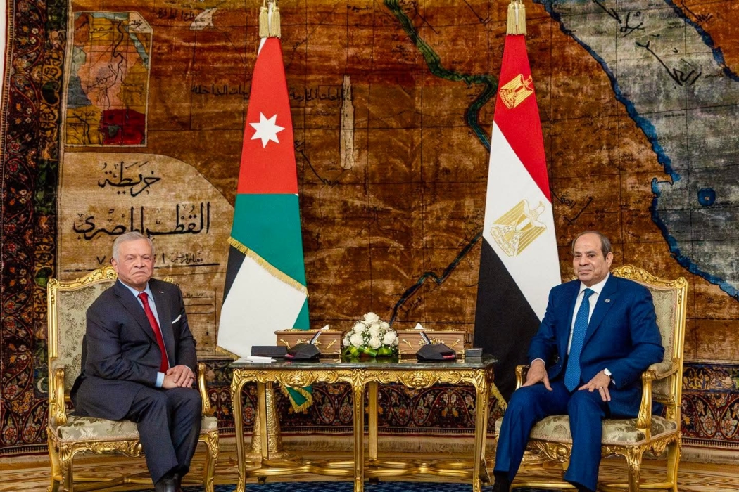 الملك والرئيس المصري يعقدان مباحثات في القاهرة...صور