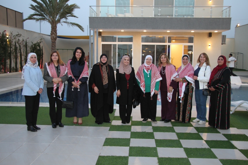 جمعية عَون الثقافية الوطنية تحتفل بعيد ميلاد القائد في مضارب قبيلة العدوان