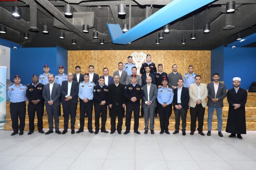 مديرية الأمن العام تختتم دورة متقدمة في الأمن السيبراني لتعزيز التحقيقات الرقمية...صور