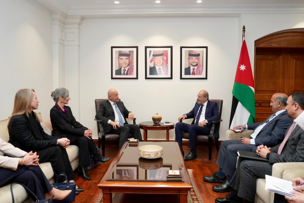 وزير الخارجية: توفير العيش الكريم للاجئين مسؤولية مشتركة بين الدول المُستضيفة والمانحة