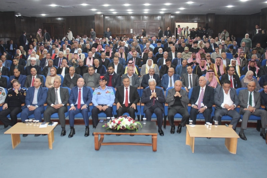 مديرا شرطة غرب البلقاء والبلقاء يشاركان باحتفال بمناسبة ذكرى ميلاد جلالة الملك