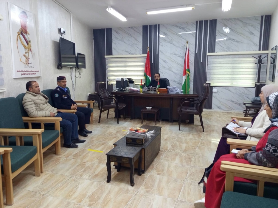 مدير تربية الموقر يبحث التعاون الصحي والتوعوي في مدارس اللواء