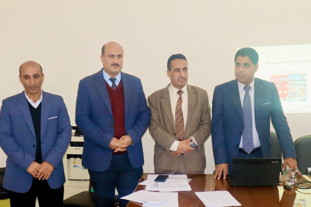 مدير تربية البادية الشمالية الشرقية يتابع دورة «بيئة المختبر الآمنة والداعمة للتعلم