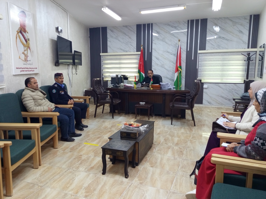 مدير تربية الموقر يبحث سبل التعاون الصحي والتوعوي مع لجنة الصحة المجتمعية .