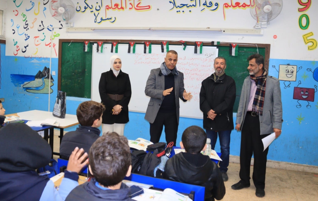 الهديرس يتفقد مدارس الذكور في لواء الجامعة ويؤكد الإنضباط المدرسي وتعزيز بيئة تعليمية آمنة ونظيفة.