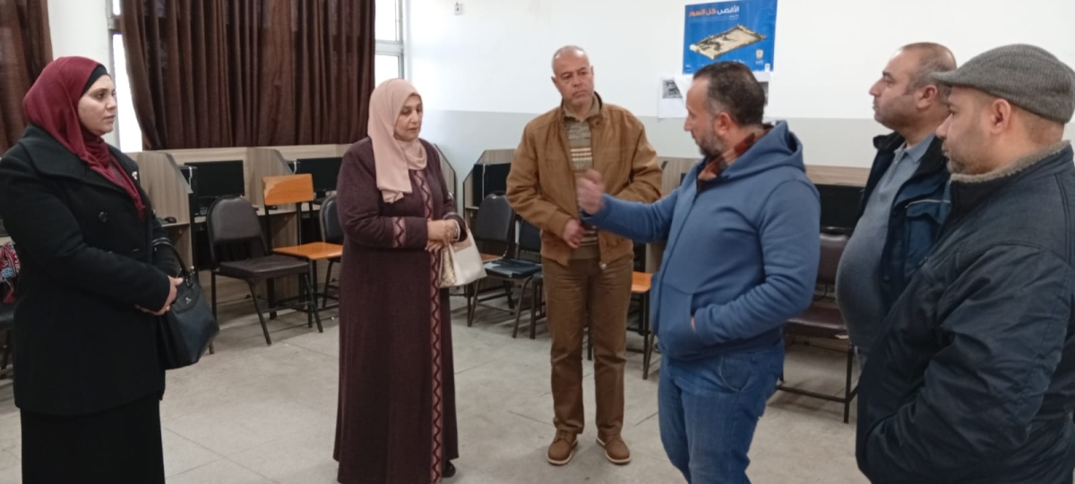 المصري تتفقد مدرستي جحفية الثانوية للبنين و جحفية الاساسية للبنين