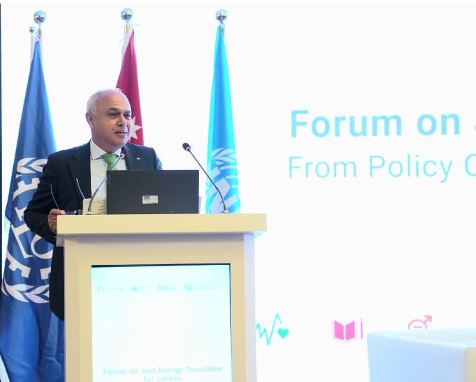 “العمل” تشارك في حفل اختتام مشروع التحول العادل للطاقة