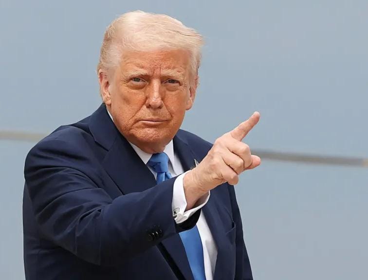 «ترامب يتفاخر: أنا الأب المؤسس لقوة الفضاء الأمريكية ويصف بايدن بأسوأ رئيس