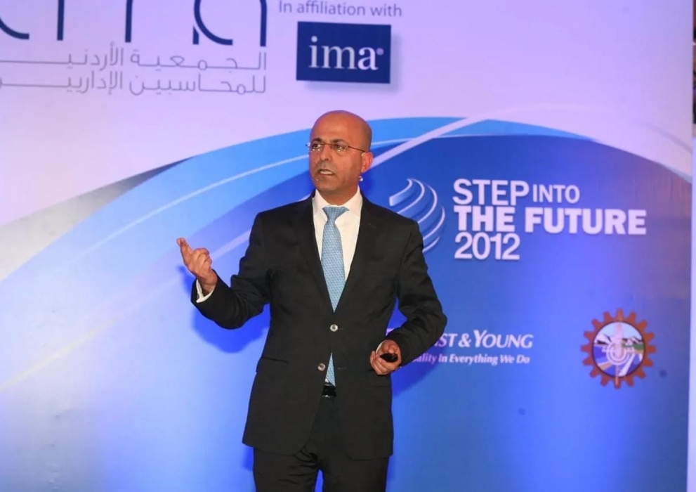 الكركي ينال لقب معالي