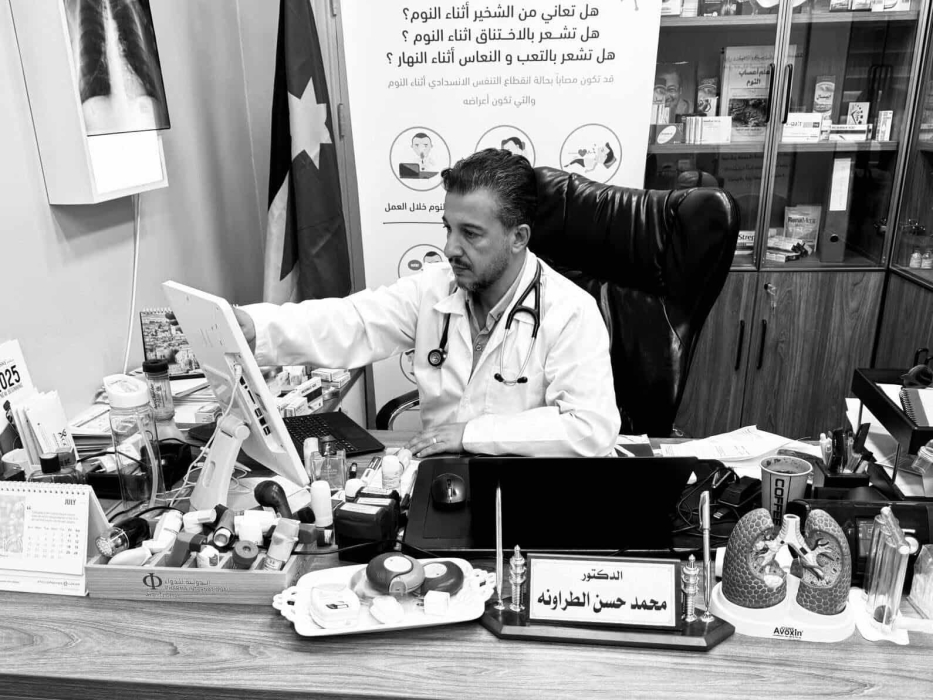 الطراونة.. من يحمي صحة المواطن من تجار الوهم في زمن فوضى السوشل ميديا